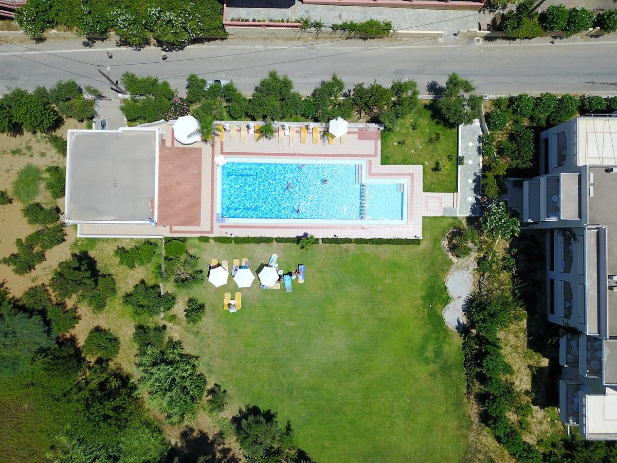 Merabello Apartments Agia Marina Exteriör bild